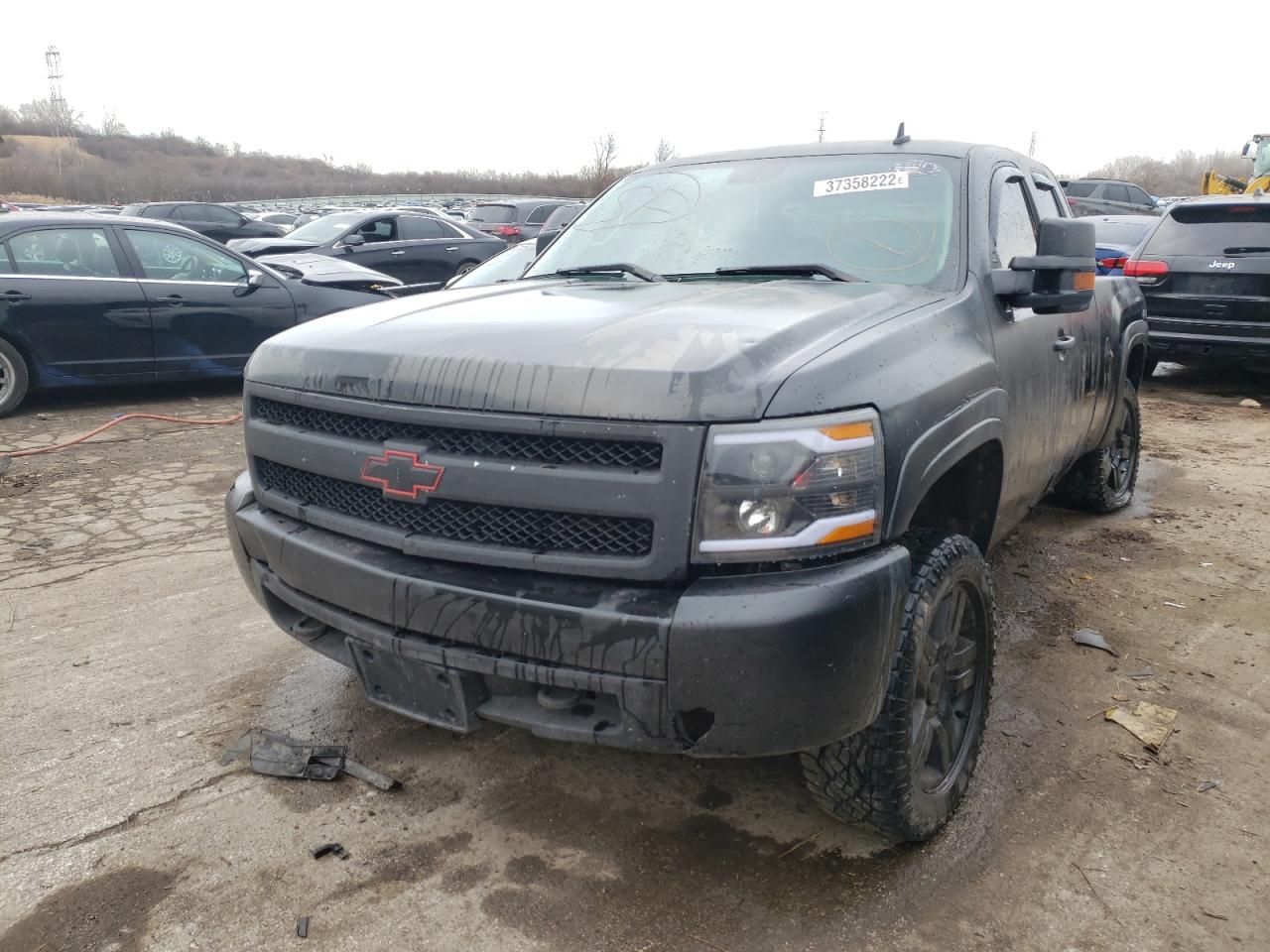 Photo 2 from auction – 2008 CHEVROLET SILVERADO with VIN 1GCEK19088Z247542