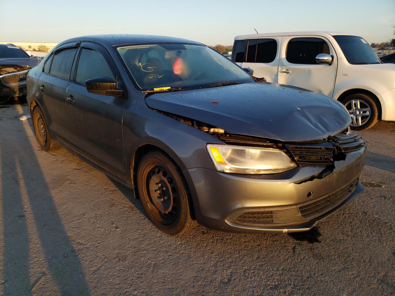 VOLKSWAGEN JETTA BASE 2011 with VIN 3VW2K7AJXBM072906 - Photo from auction