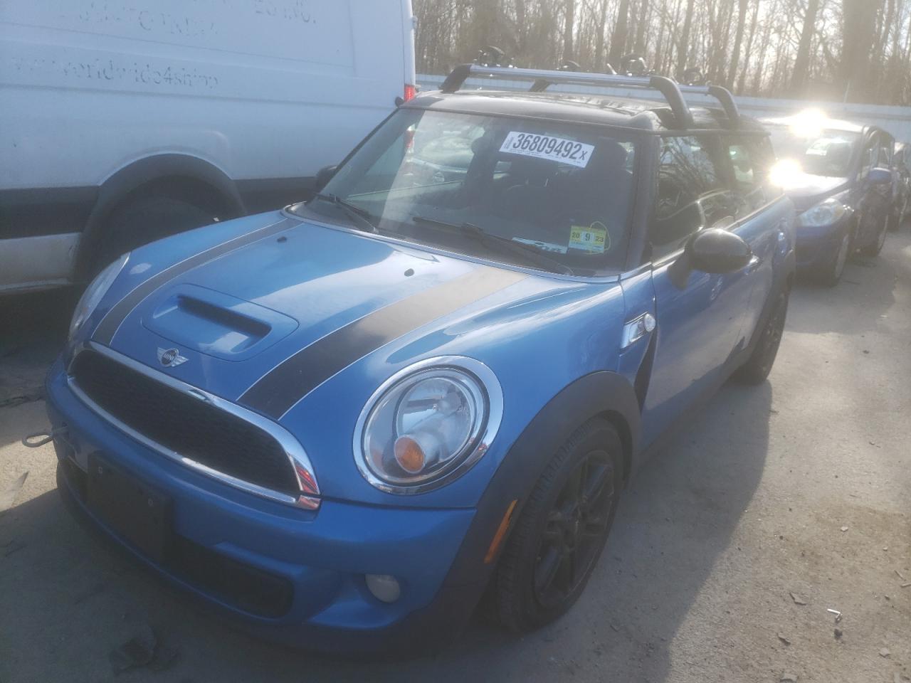 Photo 2 from auction – 2012 MINI COOPER S C with VIN WMWZG3C52CTY38364