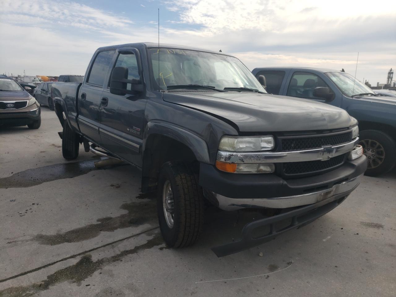 CHEVROLET SILVERADO 2002 with VIN 1GCHK23112F163771 - Photo from auction