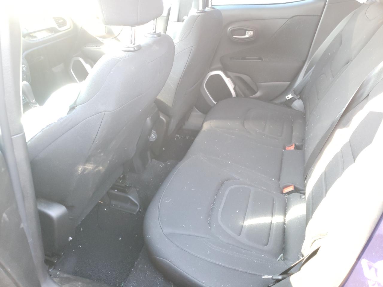 Photo 6 from auction – 2018 JEEP RENEGADE L with VIN ZACCJABB2JPJ30501