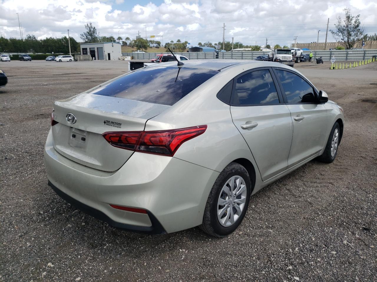 Photo 4 from auction – 2019 HYUNDAI ACCENT SE with VIN 3KPC24A38KE062960