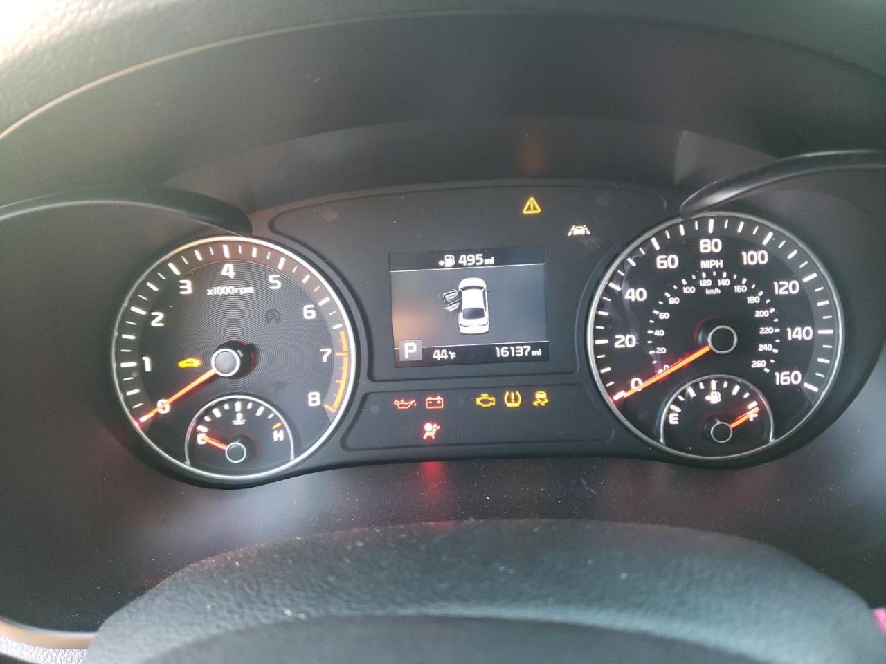 Photo 8 from auction – 2019 KIA OPTIMA with VIN 5XXGT4L32KG353358