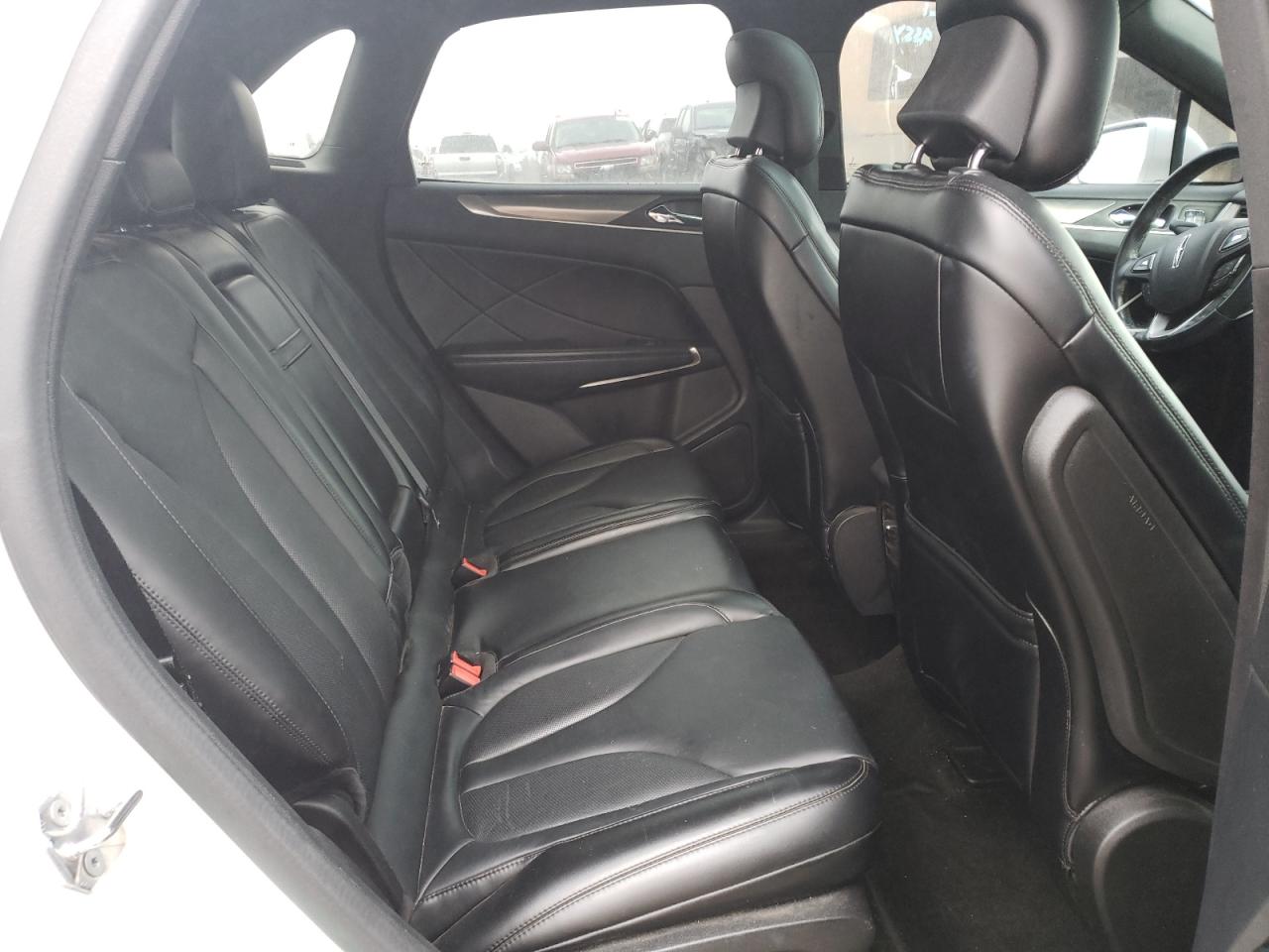 Photo 6 from auction – 2015 LINCOLN MKC with VIN 5LMTJ2AH3FUJ10318