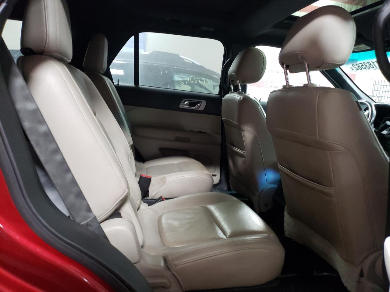 Photo 6 from auction – 2014 FORD EXPLORER L with VIN 1FM5K7F8XEGB23224