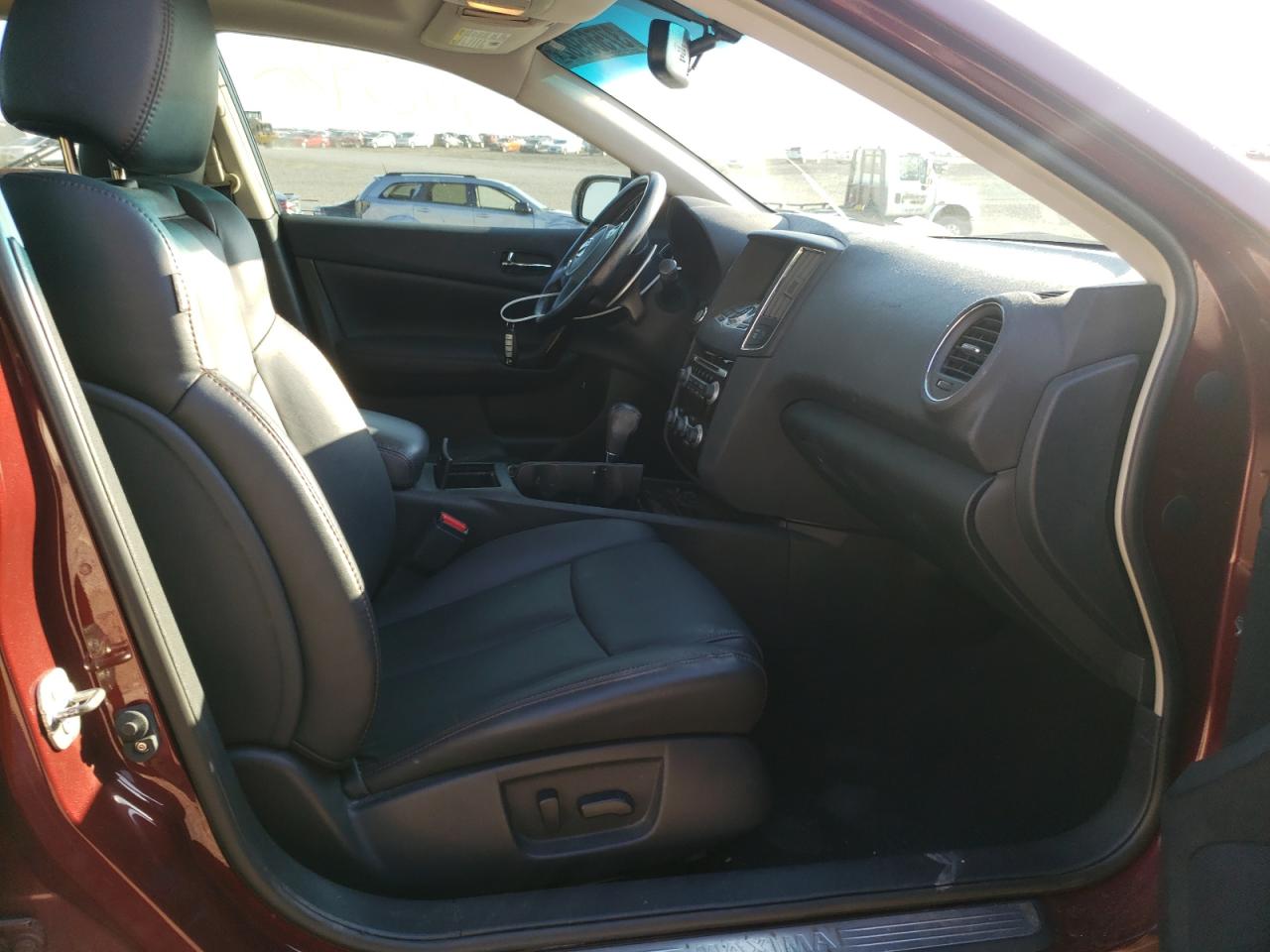 Photo 5 from auction – 2011 NISSAN MAXIMA S with VIN 1N4AA5AP6BC849275