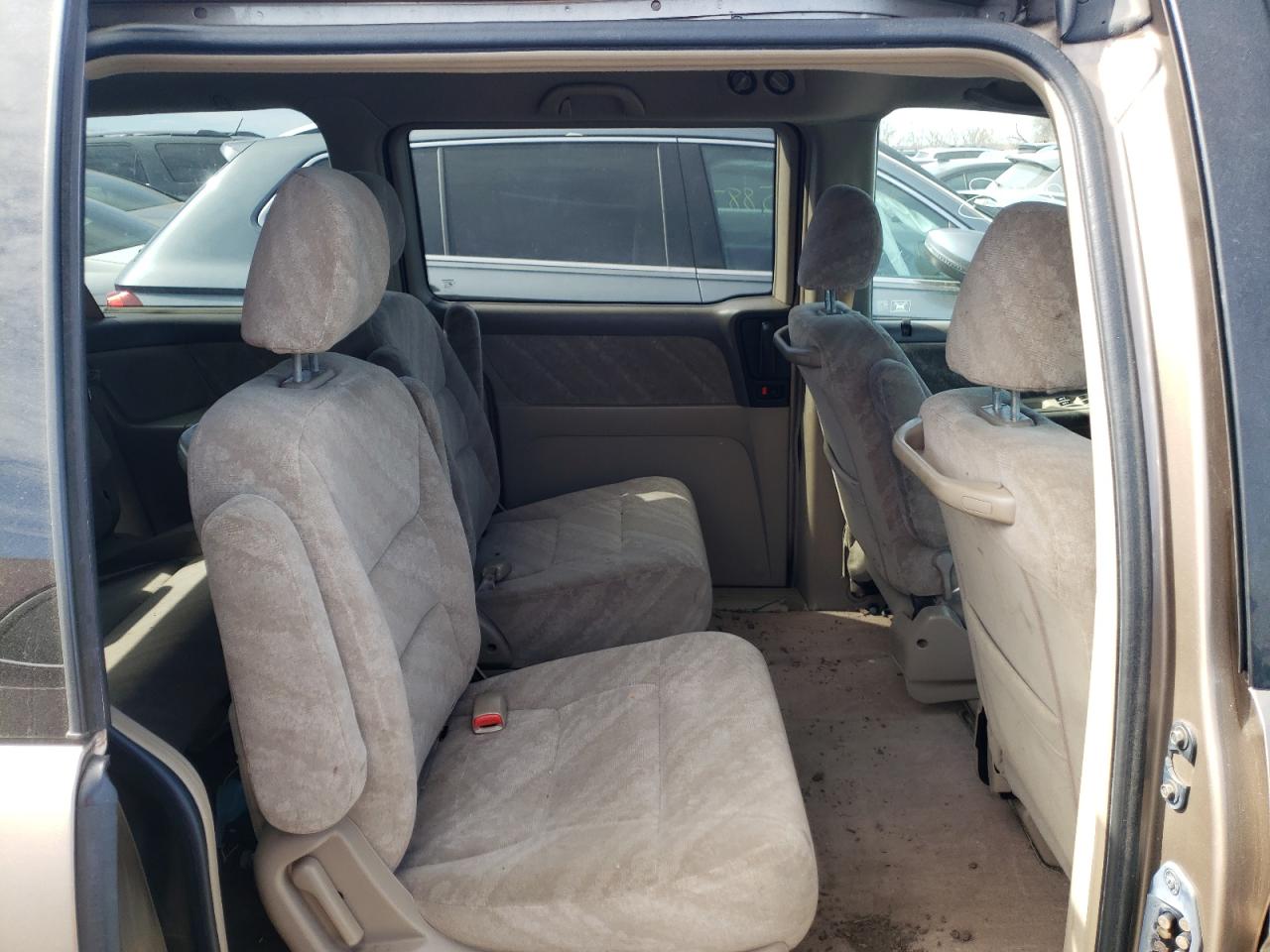 Photo 6 from auction – 2004 HONDA ODYSSEY EX with VIN 5FNRL18604B047274