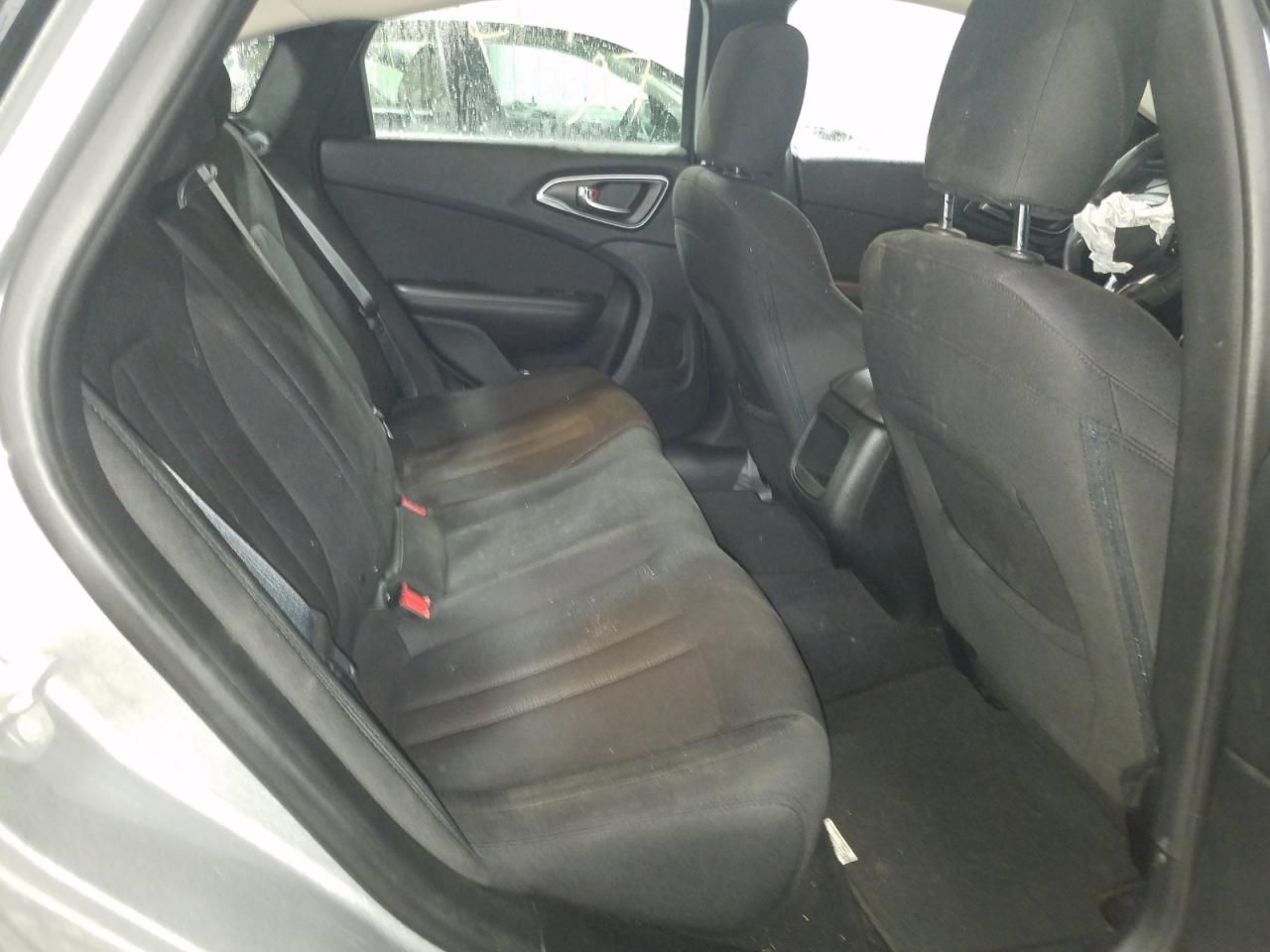 Фото 6 с аукциона – 2015 CHRYSLER 200 LIMITE с VIN 1C3CCCABXFN582629