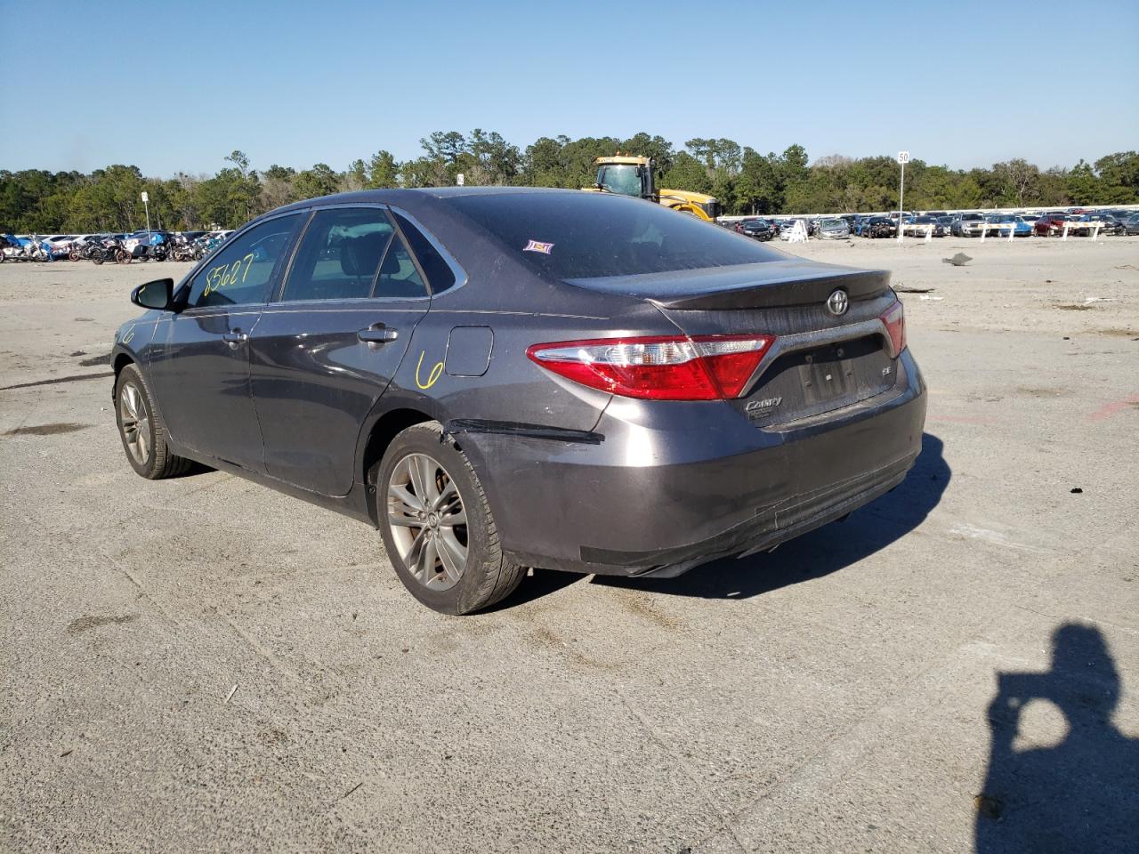 Photo 3 from auction – 2017 TOYOTA CAMRY LE with VIN 4T1BF1FK6HU411313