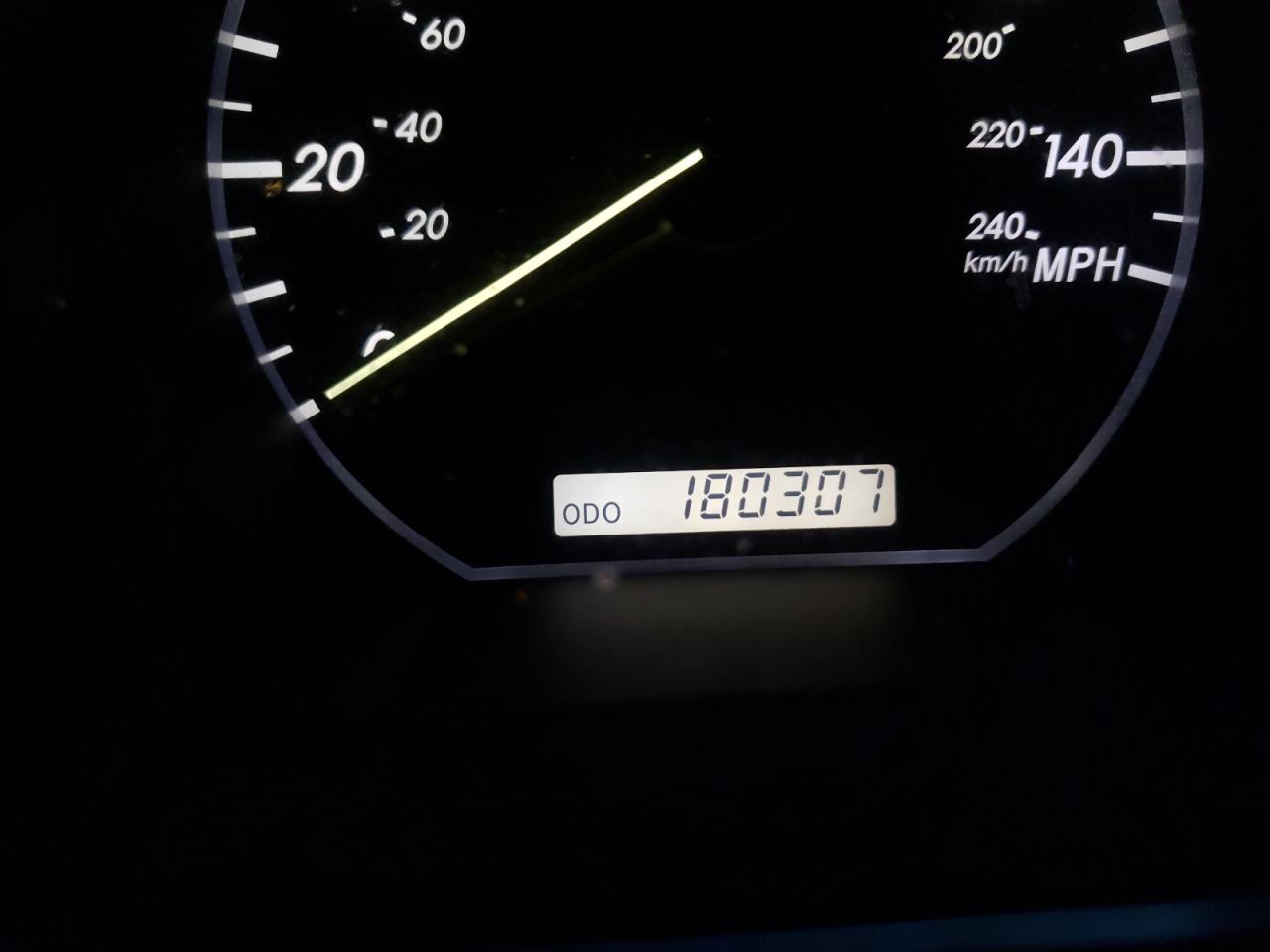 Zdjęcie 8 z aukcji – 2006 LEXUS RX 330 z VIN 2T2HA31U26C105085