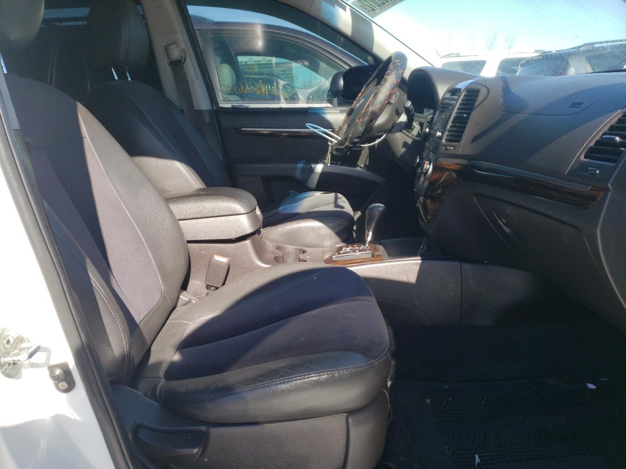 Photo 5 from auction – 2010 HYUNDAI SANTA FE G with VIN 5NMSG4AGXAH383681