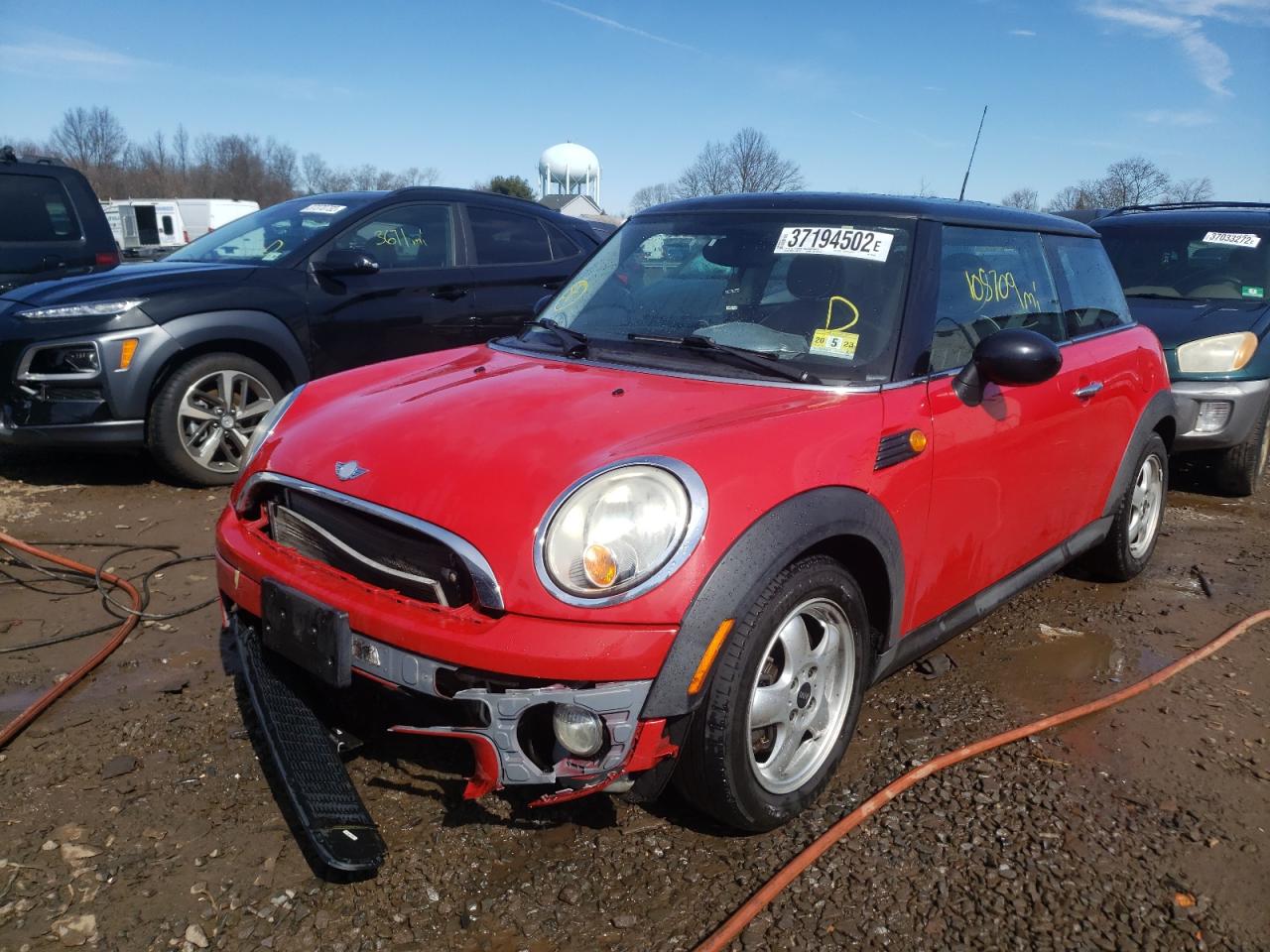 Photo 2 from auction – 2010 MINI COOPER with VIN WMWMF3C56ATZ65368