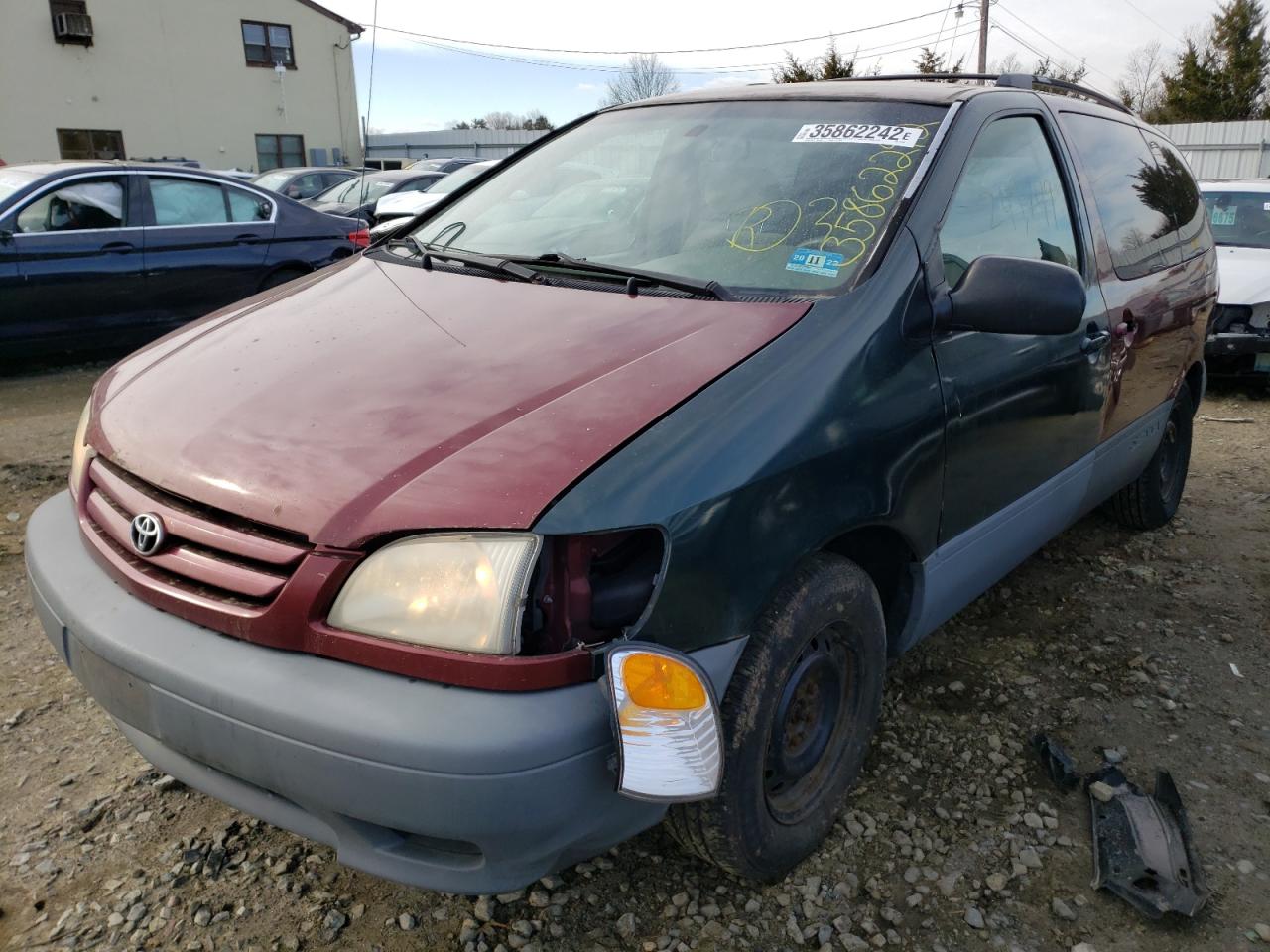 Photo 2 from auction – 2001 TOYOTA SIENNA LE with VIN 4T3ZF13C51U356992