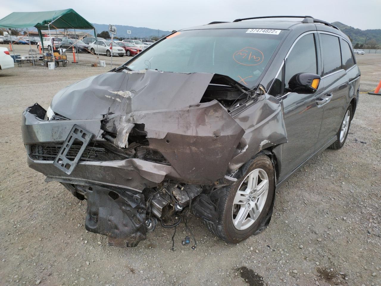 Photo 2 from auction – 2012 HONDA ODYSSEY TO with VIN 5FNRL5H94CB108402