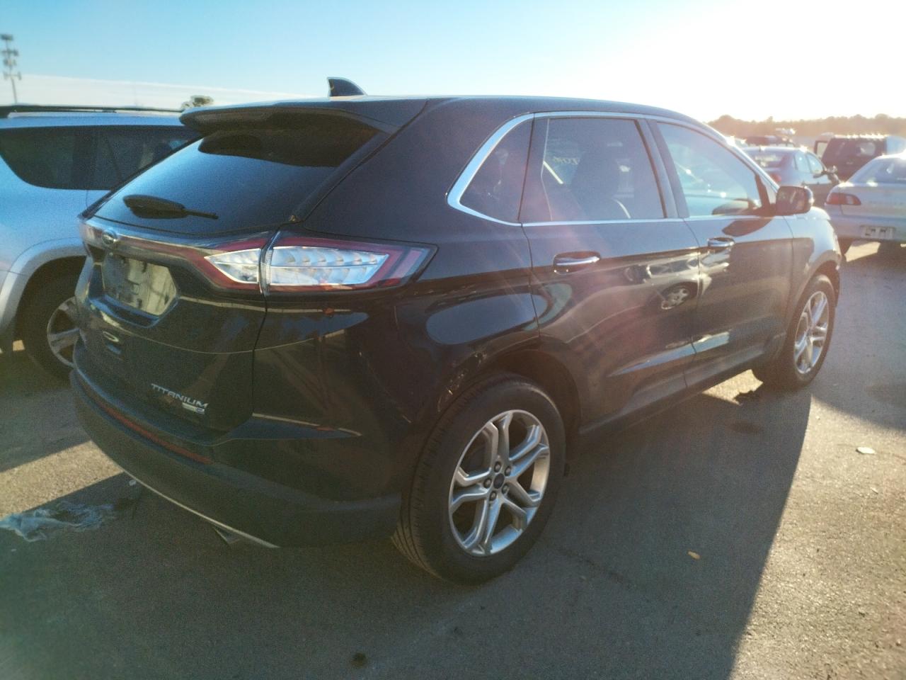 Photo 4 from auction – 2018 FORD EDGE TITAN with VIN 2FMPK4K92JBC42098