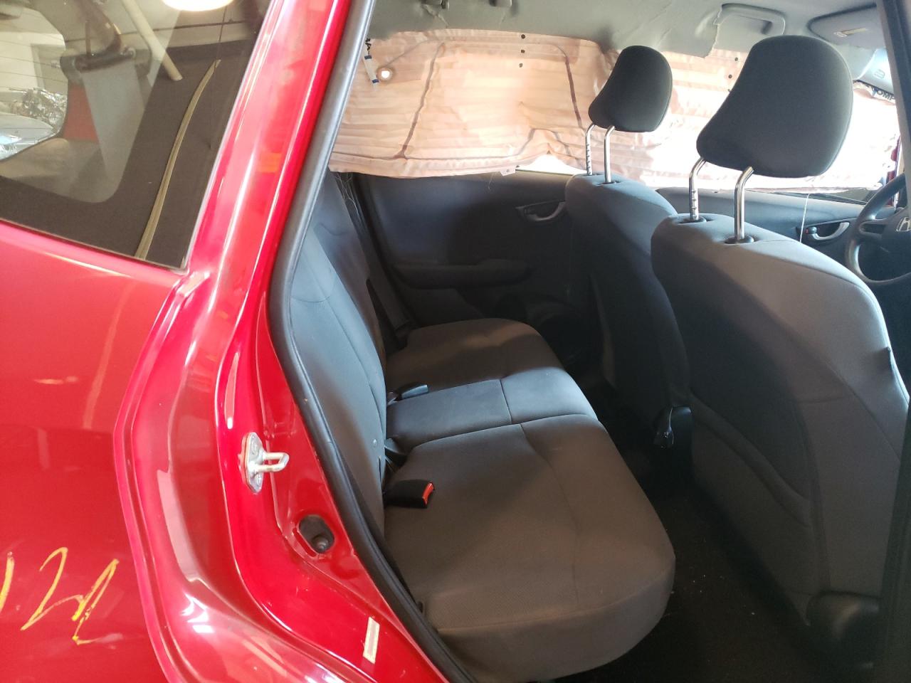 Photo 6 from auction – 2010 HONDA FIT with VIN JHMGE8H26AC007943