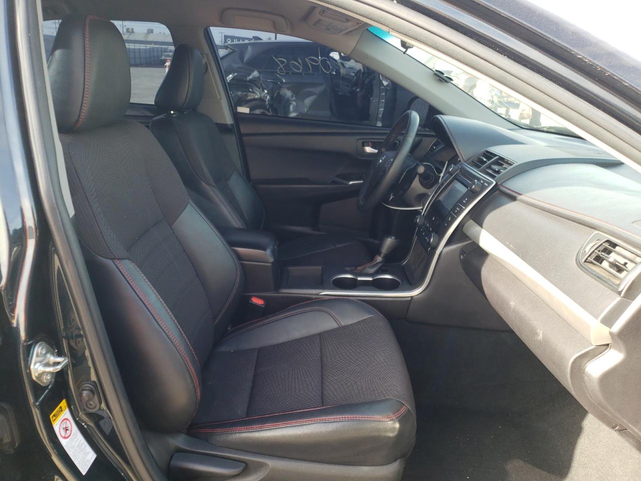 Photo 5 from auction – 2016 TOYOTA CAMRY LE with VIN 4T1BF1FK3GU533576