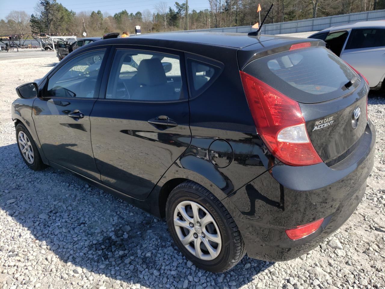 Photo 3 from auction – 2012 HYUNDAI ACCENT GLS with VIN KMHCT5AE6CU057789