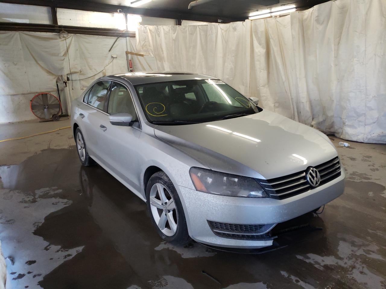 VOLKSWAGEN PASSAT SE 2013 with VIN 1VWBP7A33DC095970 - Photo from auction