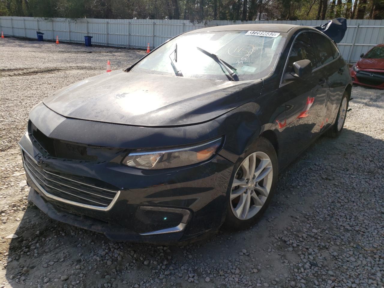 Photo 2 from auction – 2016 CHEVROLET MALIBU LT with VIN 1G1ZE5ST2GF353028