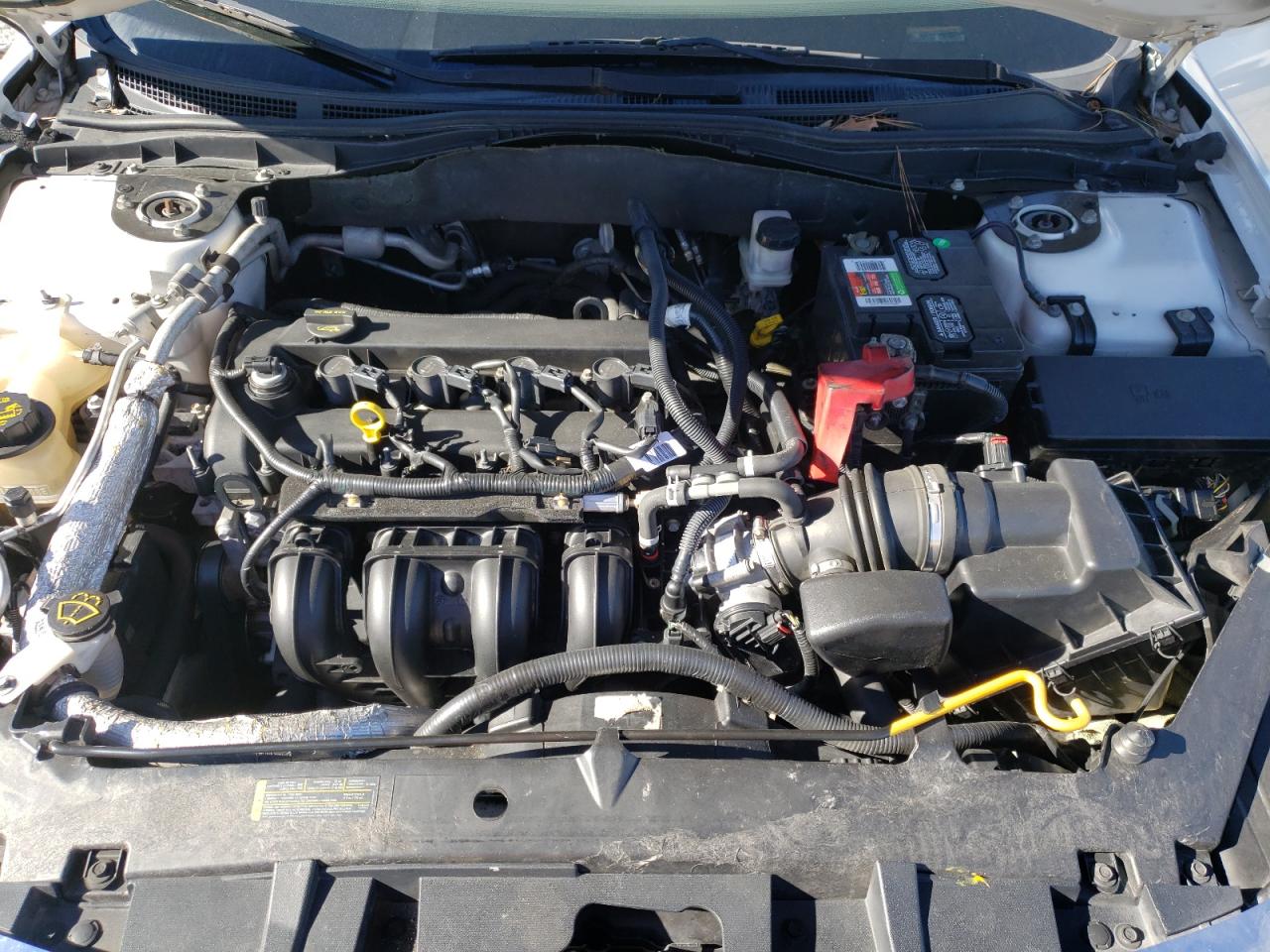 Photo 7 from auction – 2012 FORD FUSION SE with VIN 3FAHP0HA5CR219655