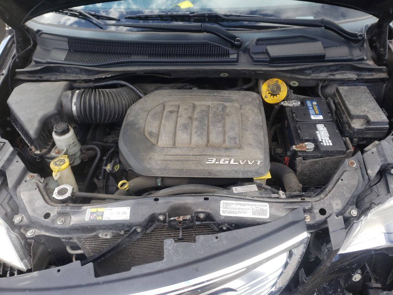 Photo 7 from auction – 2014 CHRYSLER TOWN & COU with VIN 2C4RC1BG3ER448762