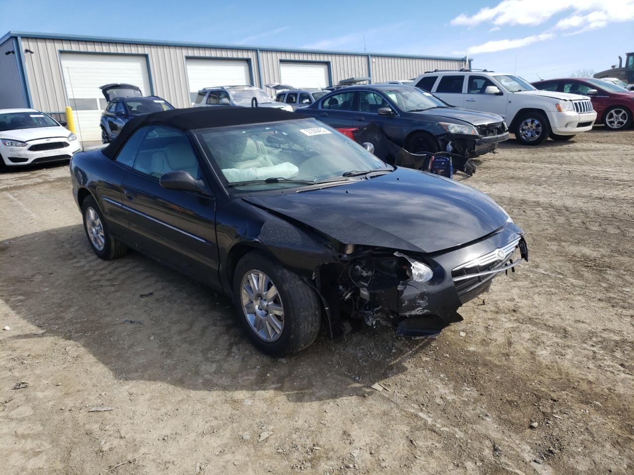 CHRYSLER SEBRING LI 2004 with VIN 1C3EL65RX4N132249 - Photo from auction