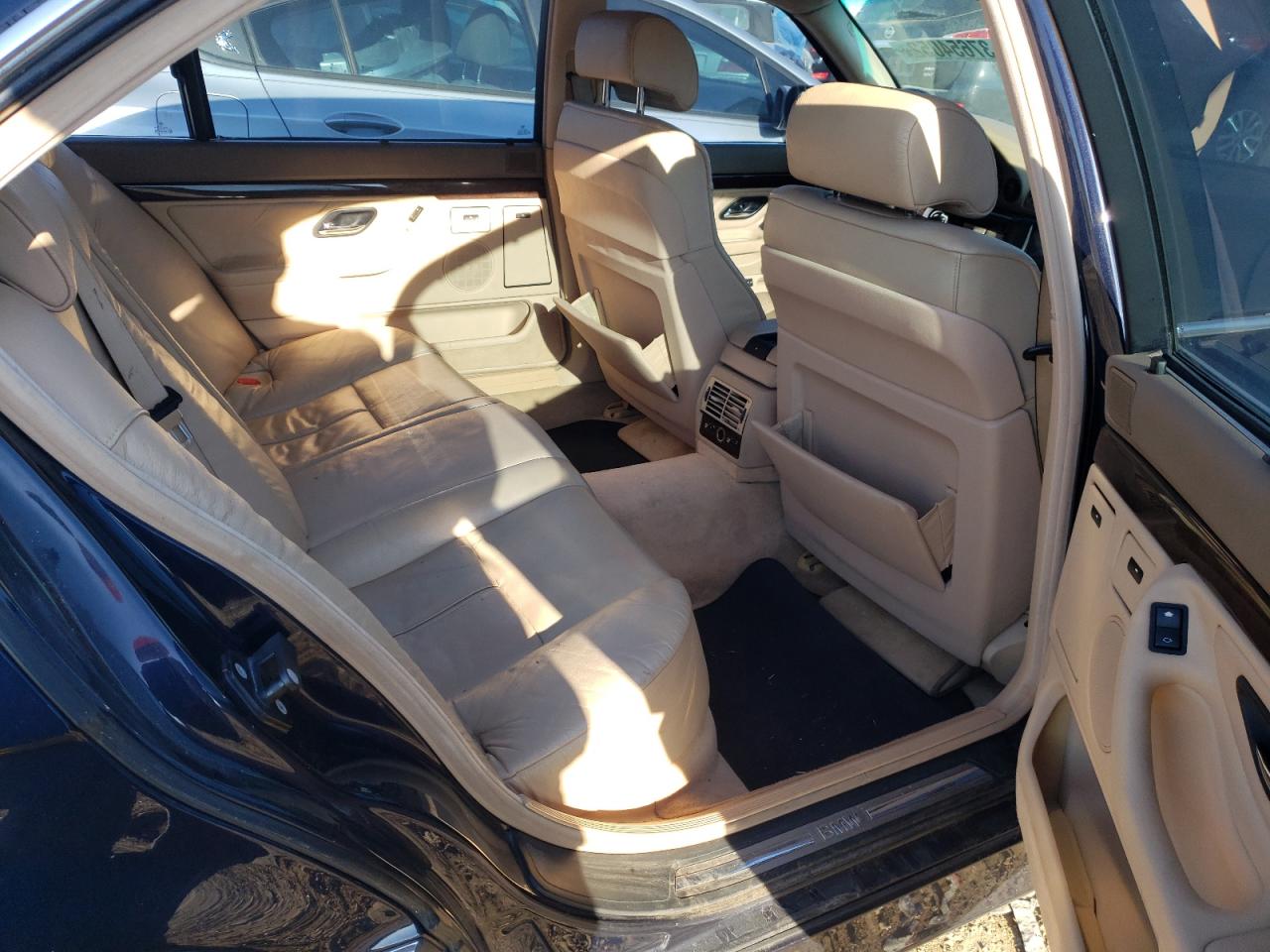 Photo 6 from auction – 2001 BMW 740 IL with VIN WBAGH83441DP28710