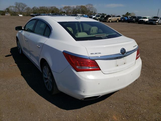 Photo 3 from auction – 2016 BUICK LACROSSE with VIN 1G4GB5G31GF177990