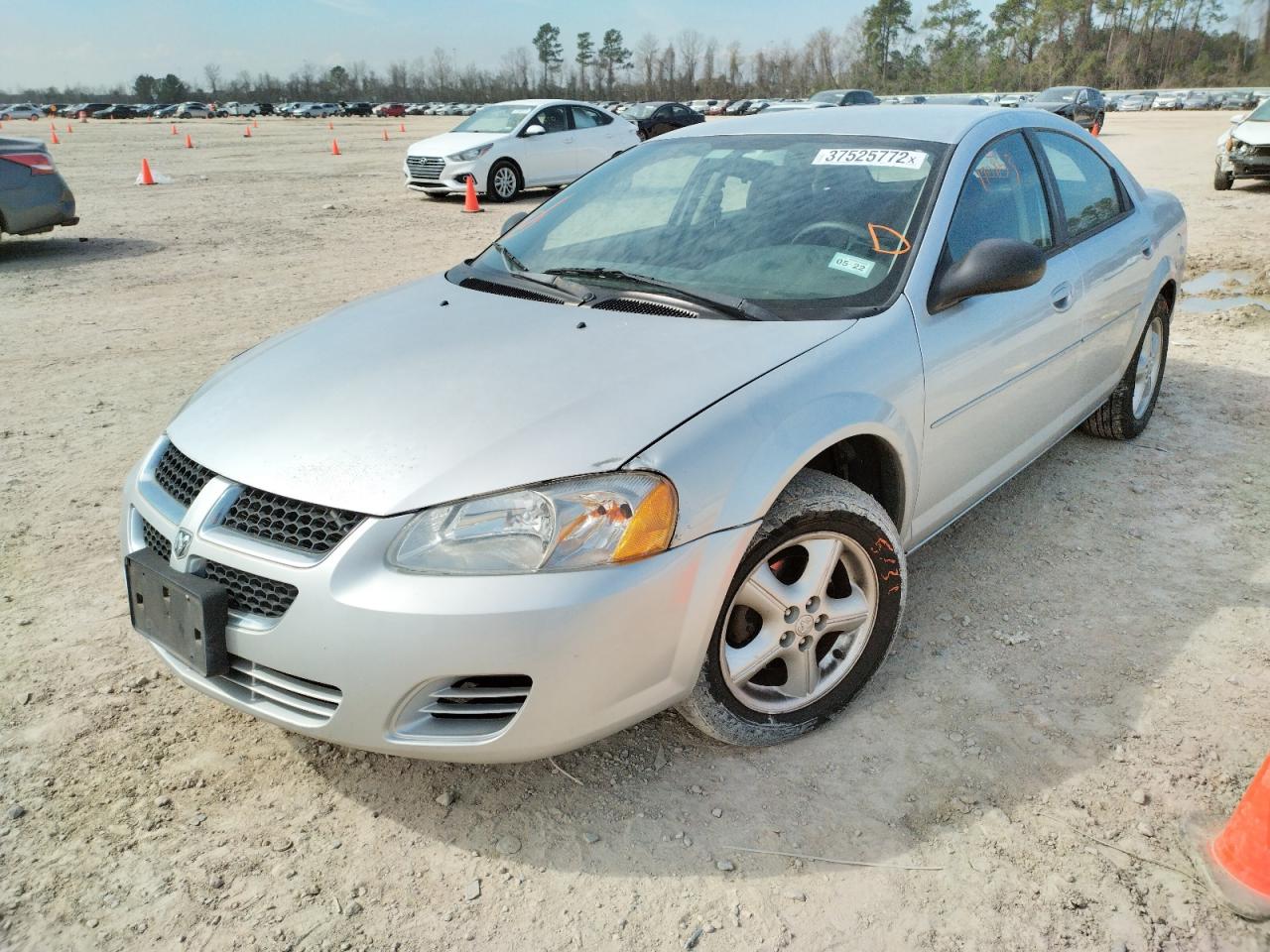 Photo 2 from auction – 2005 DODGE STRAT SXT with VIN 1B3EL46X35N653944