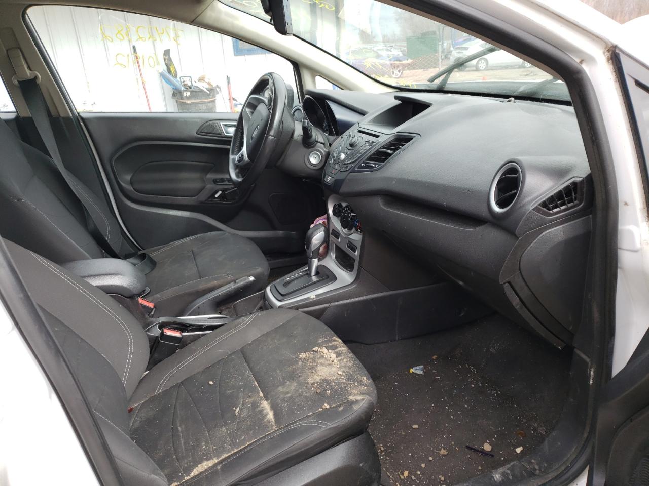 Photo 5 from auction – 2015 FORD FIESTA SE with VIN 3FADP4EJ5FM118725