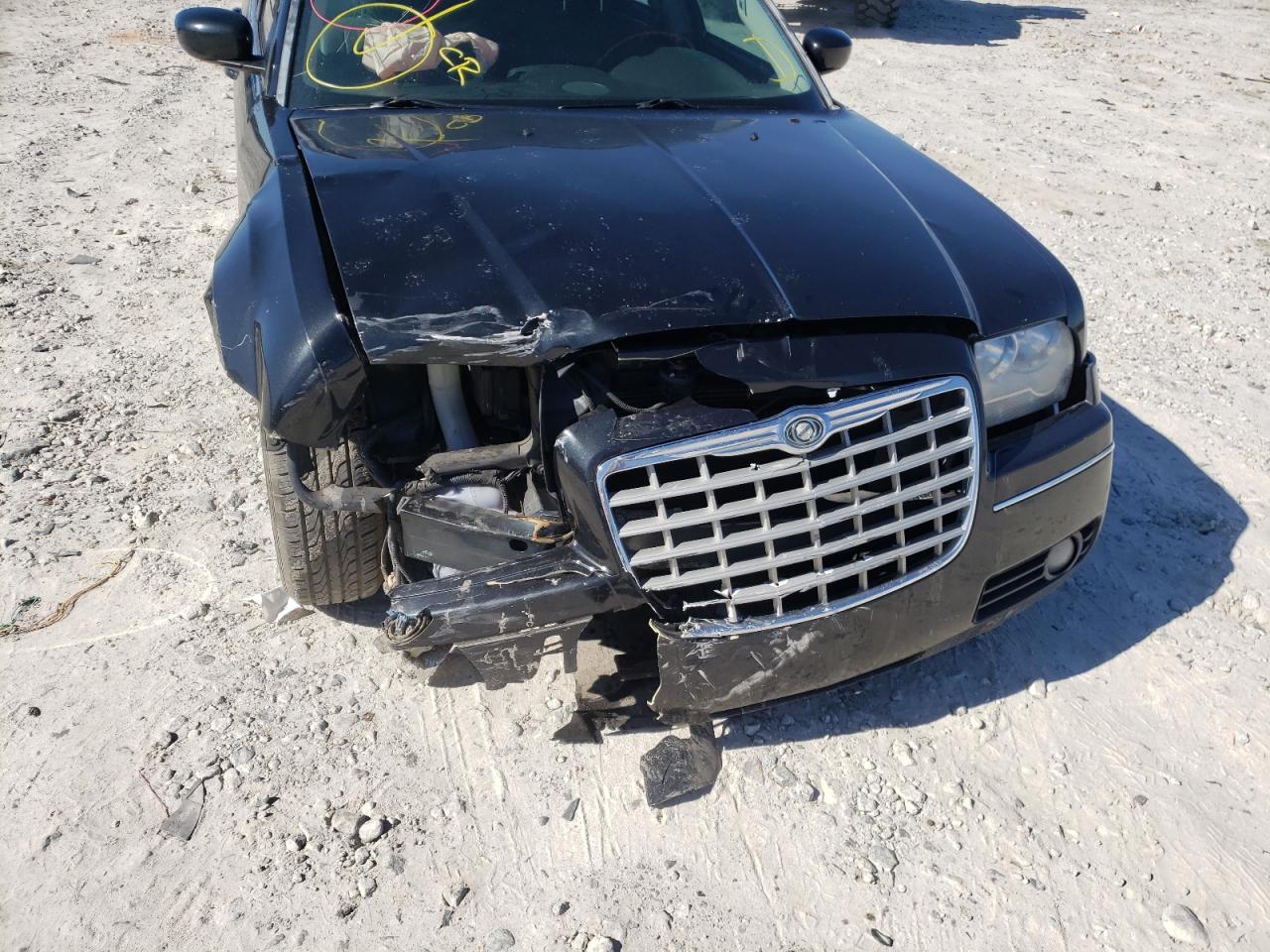 Photo 9 from auction – 2005 CHRYSLER 300 TOURIN with VIN 2C3JA53G25H159732