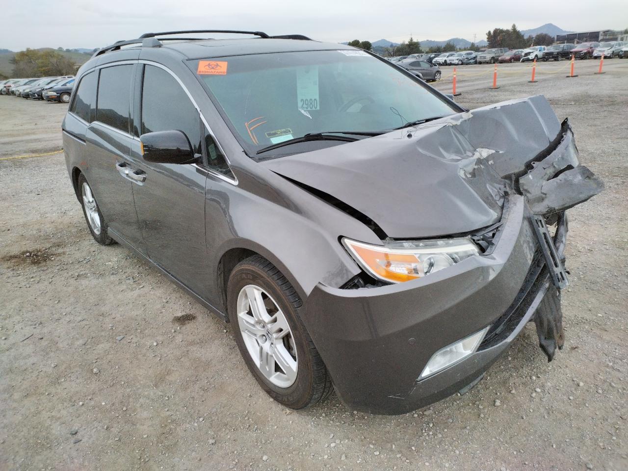 Photo 1 from auction – 2012 HONDA ODYSSEY TO with VIN 5FNRL5H94CB108402