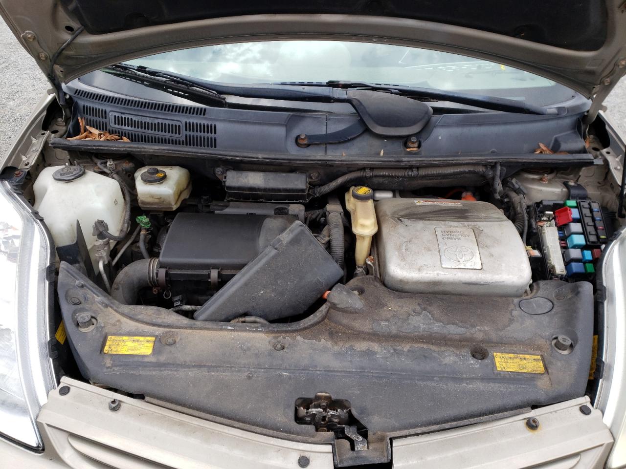 Photo 7 from auction – 2005 TOYOTA PRIUS with VIN JTDKB20U553021983