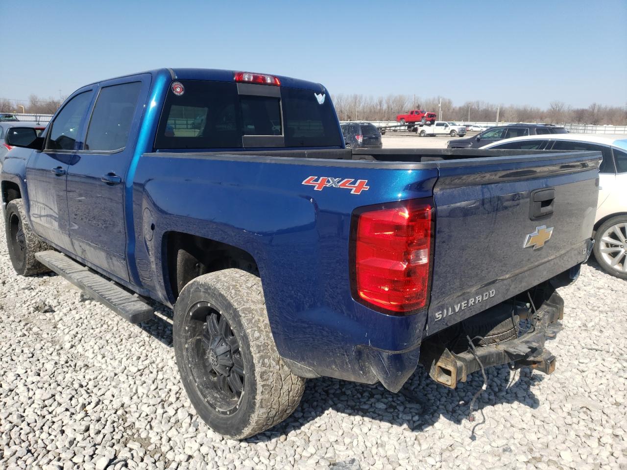 Photo 3 from auction – 2015 CHEVROLET SILVERADO with VIN 3GCUKREC4FG186827