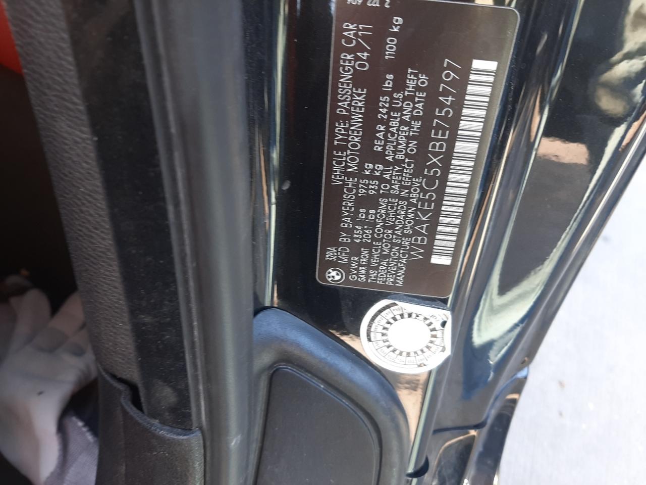 Photo 10 from auction – 2011 BMW 328 I SULE with VIN WBAKE5C5XBE754797
