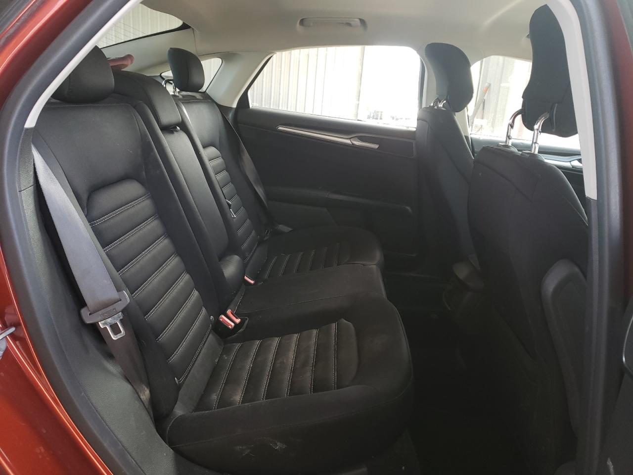 Photo 6 from auction – 2014 FORD FUSION SE with VIN 3FA6P0H76ER226113