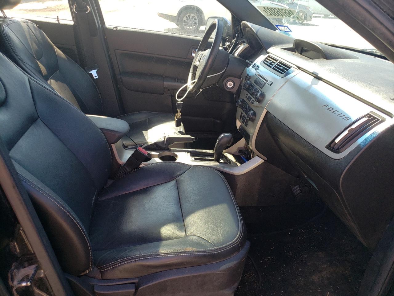 Photo 5 from auction – 2009 FORD FOCUS SEL with VIN 1FAHP37N99W254744