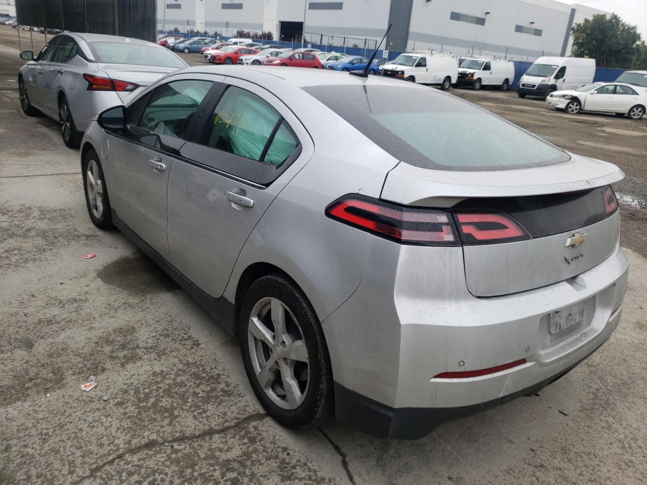 Photo 3 from auction – 2013 CHEVROLET VOLT with VIN 1G1RH6E40DU143164