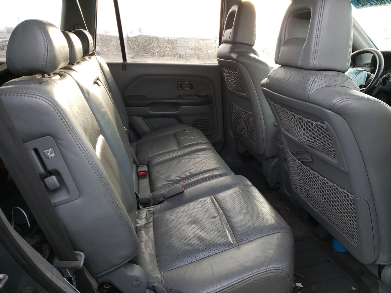 Photo 6 from auction – 2003 HONDA PILOT EXL with VIN 2HKYF18533H532292