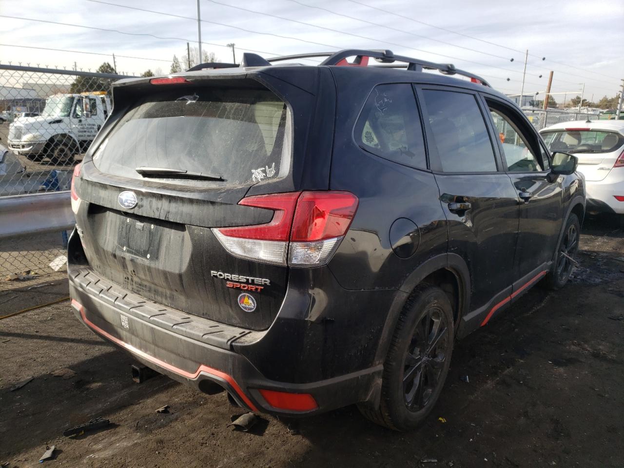 Photo 4 from auction – 2021 SUBARU FORESTER S with VIN JF2SKALC8MH429314