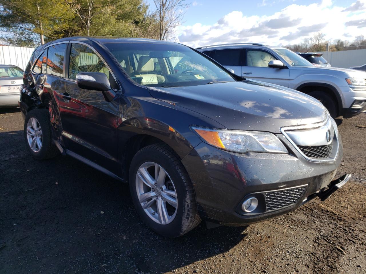 Photo 1 from auction – 2015 ACURA RDX TECHNO with VIN 5J8TB3H50FL014918