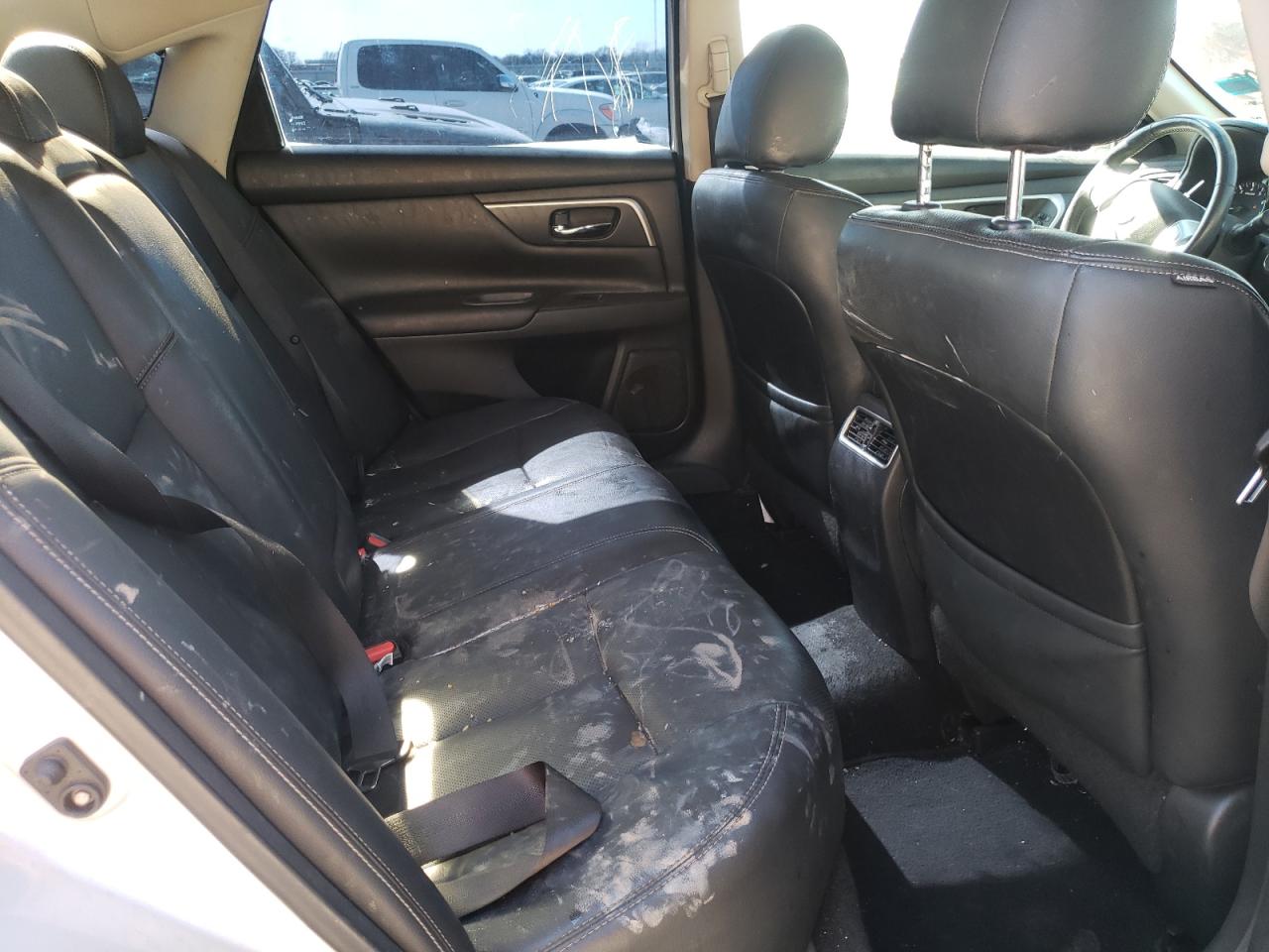 Photo 6 from auction – 2017 NISSAN ALTIMA 2.5 with VIN 1N4AL3AP7HC213827