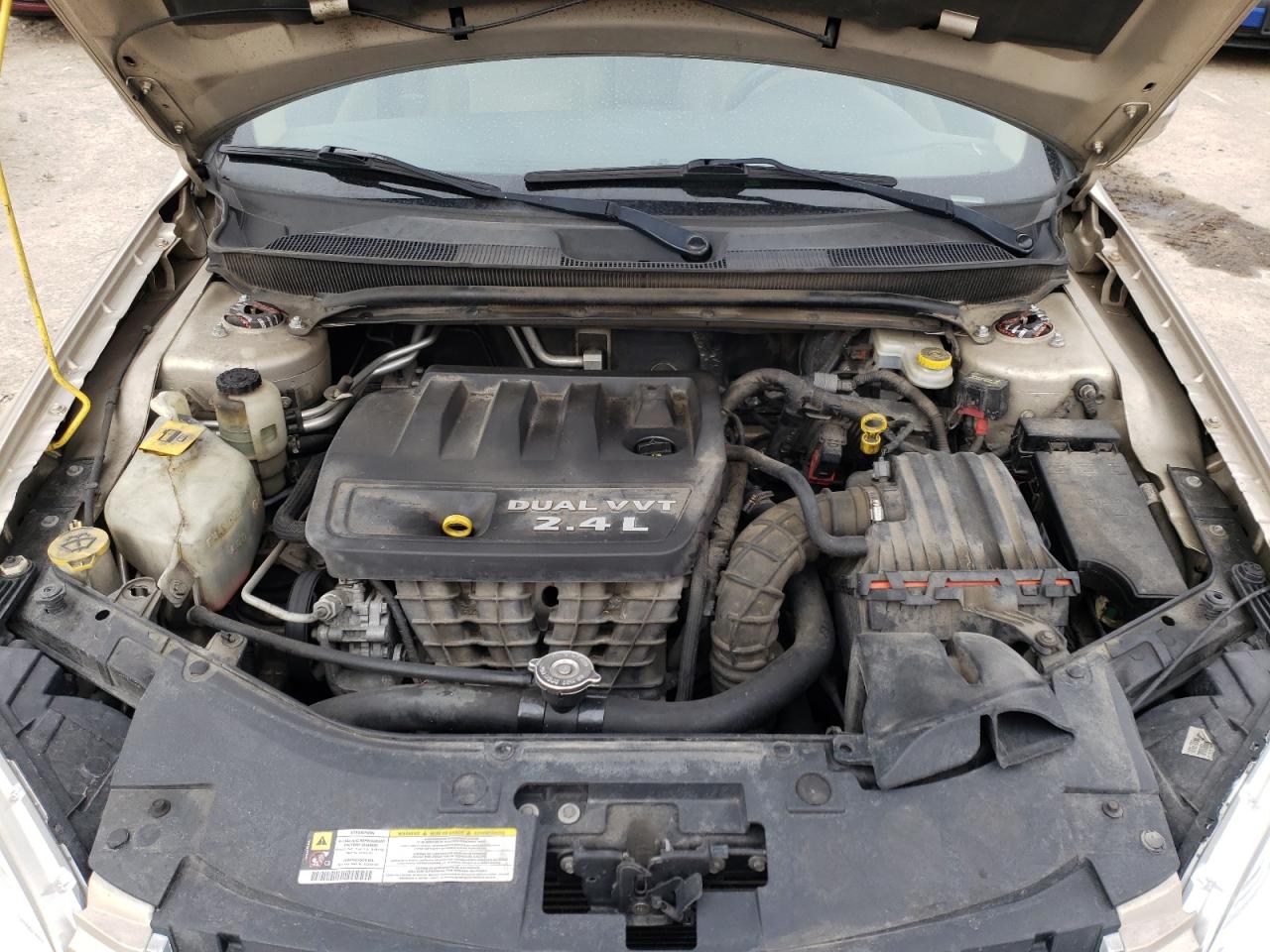 Photo 7 from auction – 2013 CHRYSLER 200 LX with VIN 1C3CCBAB9DN689758