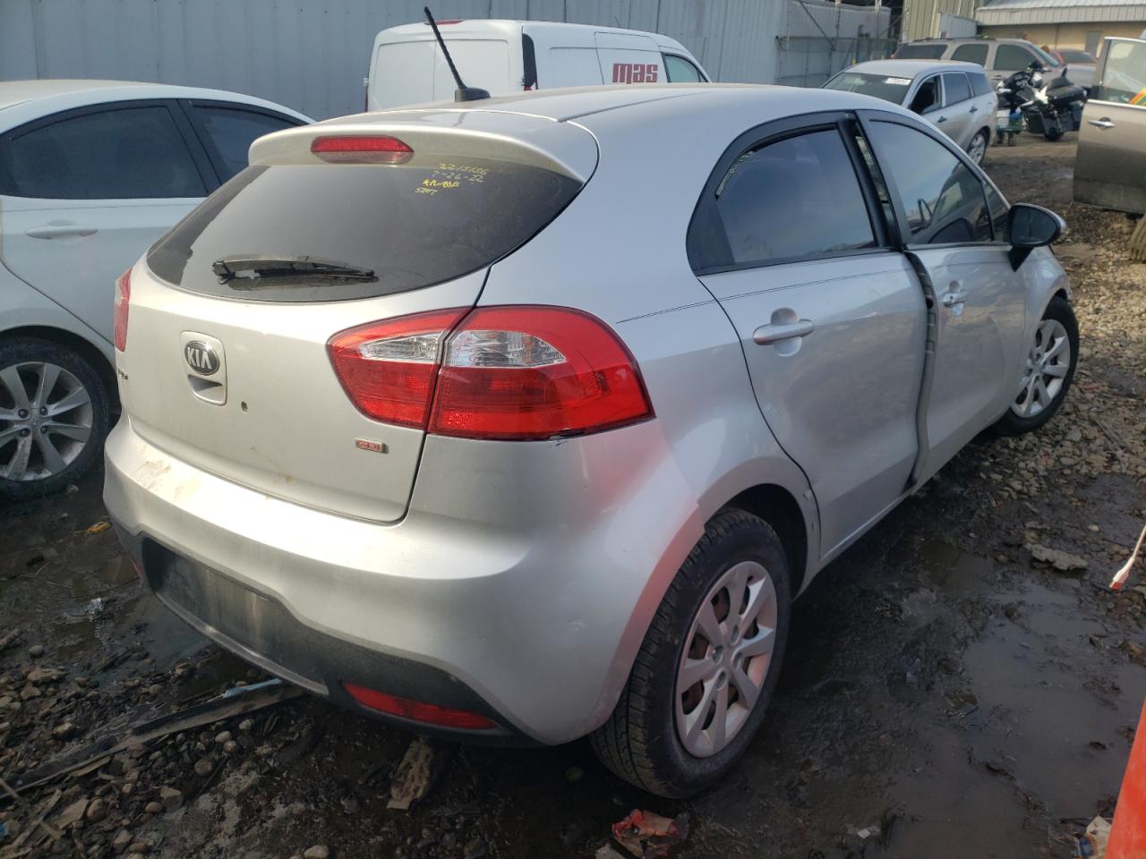 Photo 4 from auction – 2013 KIA RIO LX with VIN KNADM5A33D6207428