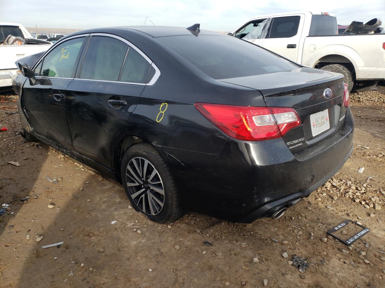 Photo 3 from auction – 2018 SUBARU LEGACY 2.5 with VIN 4S3BNAF64J3045003