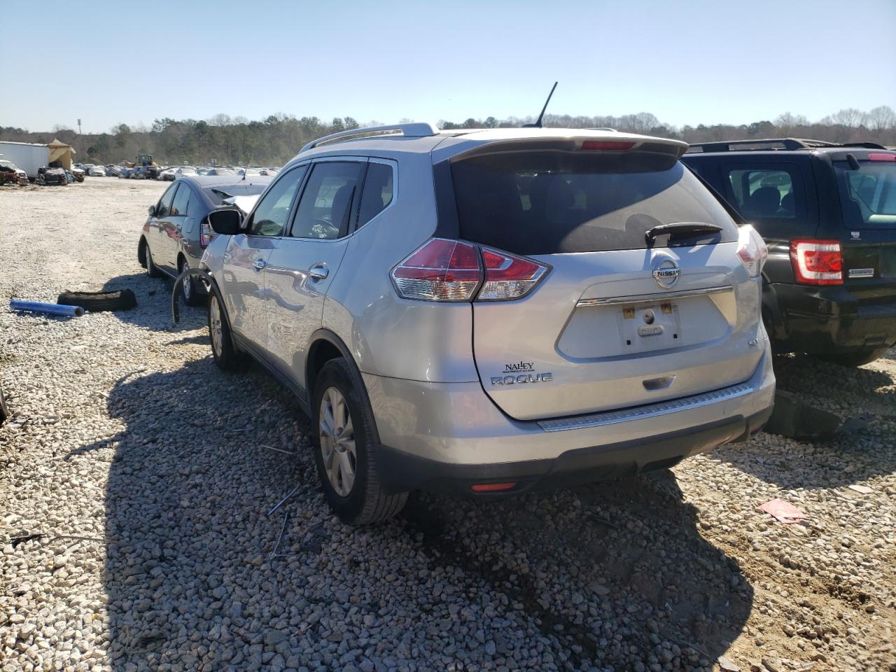 Photo 3 from auction – 2016 NISSAN ROGUE S with VIN KNMAT2MT4GP640855