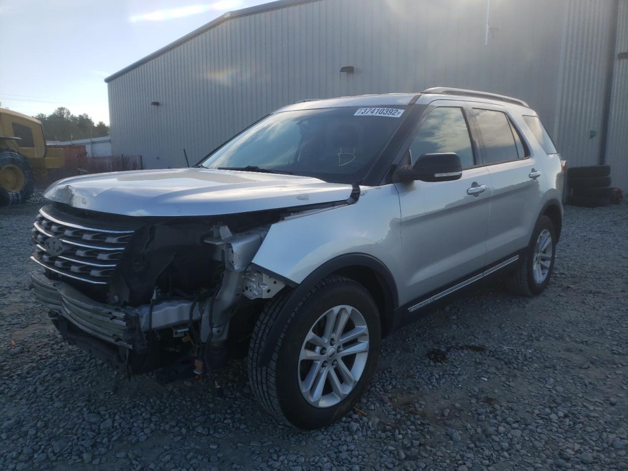 Photo 2 from auction – 2016 FORD EXPLORER X with VIN 1FM5K7D88GGC01179