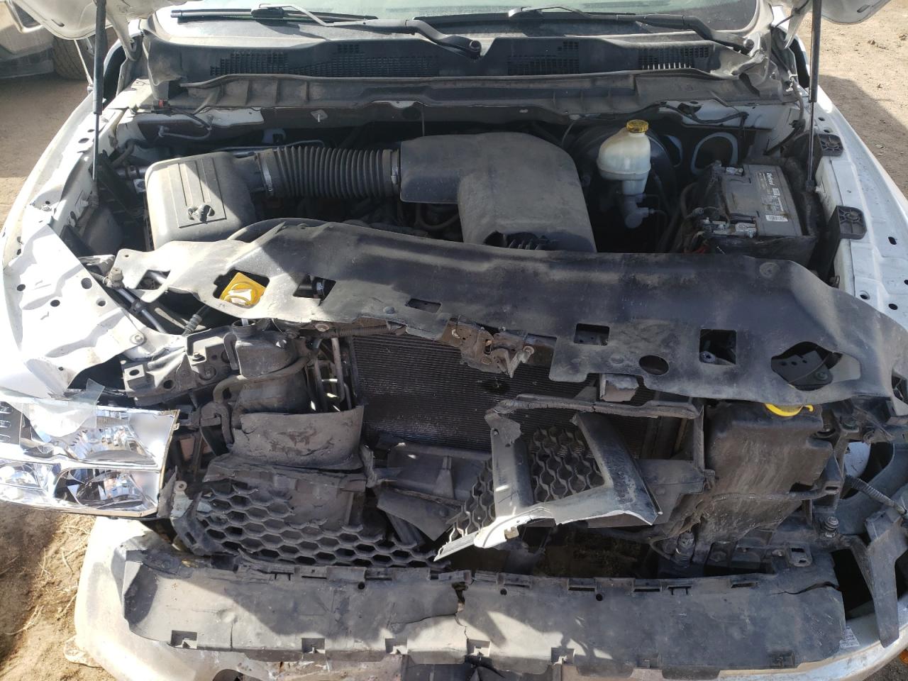 Photo 7 from auction – 2015 RAM 1500 ST with VIN 3C6JR7DG0FG676759