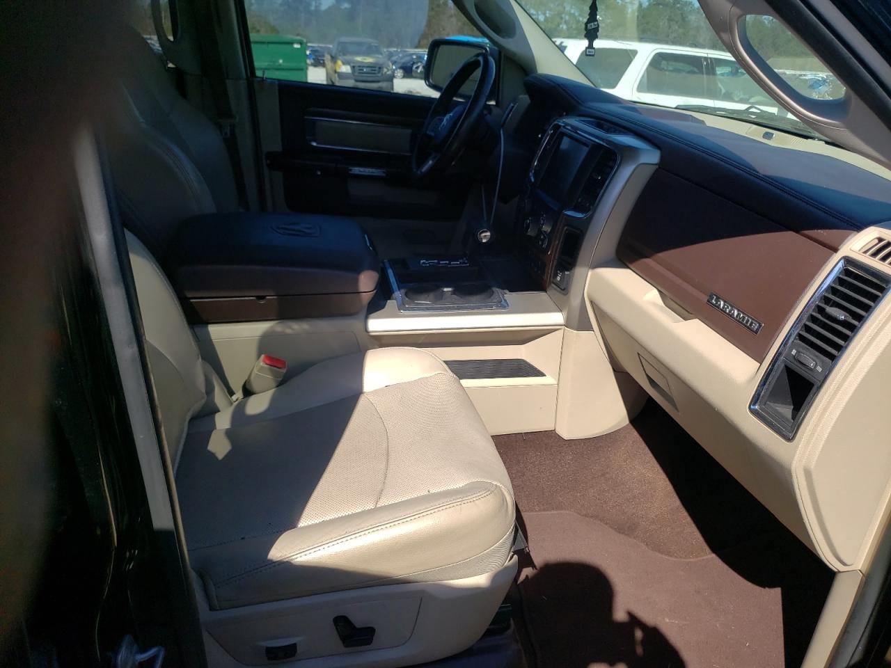 Photo 5 from auction – 2013 RAM 1500 LARAM with VIN 1C6RR6NT0DS644876
